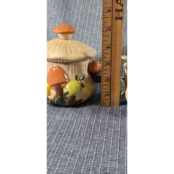 Arnel's mushroom creamer and sugar bowl set - Picture 12 of 13
